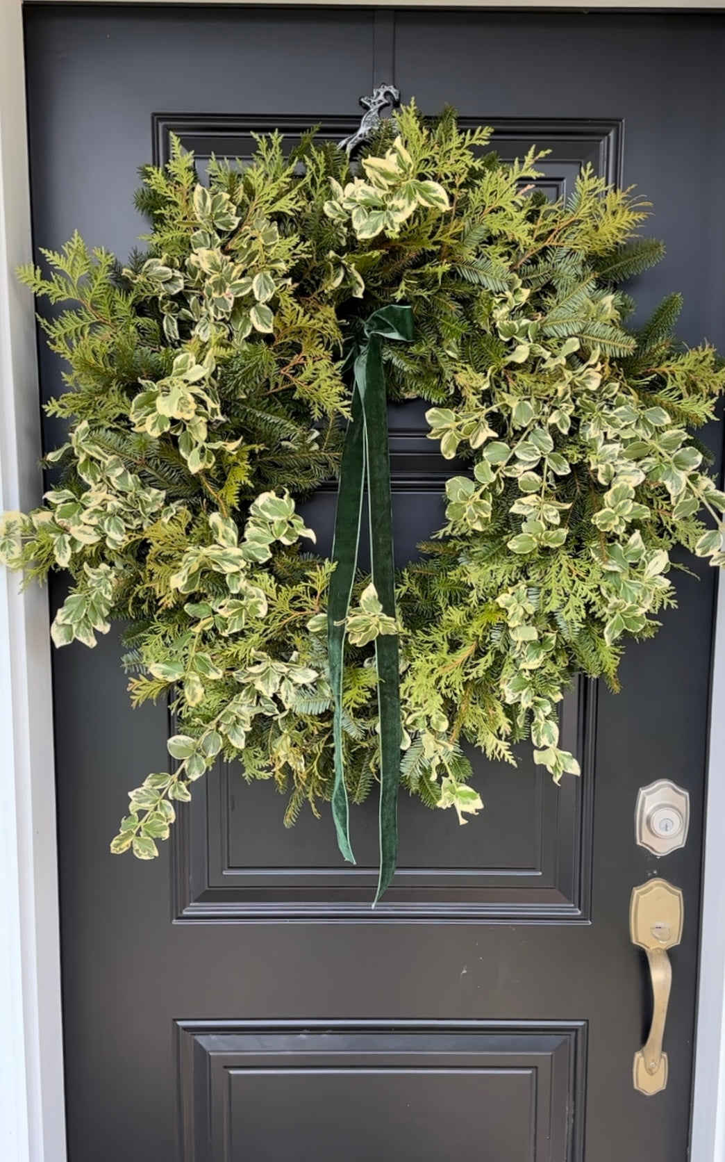 Tide and Tangle: Foraged Wreaths of Fundy